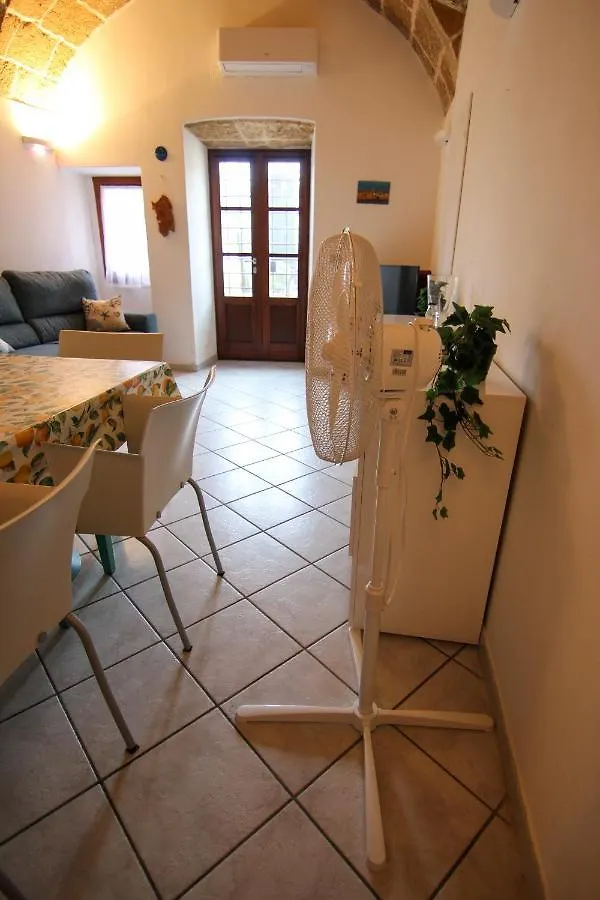 I Host Apartment - Piazza Civica 5 Alghero 0*,